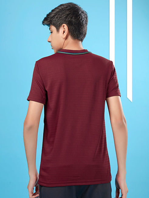 Boys Solid Slim Fit Round Neck T-shirt with TECHNOCOOL+
