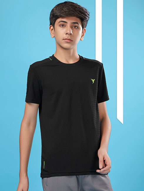 Boys Solid Slim Fit Round Neck T-shirt with TECHNOCOOL+