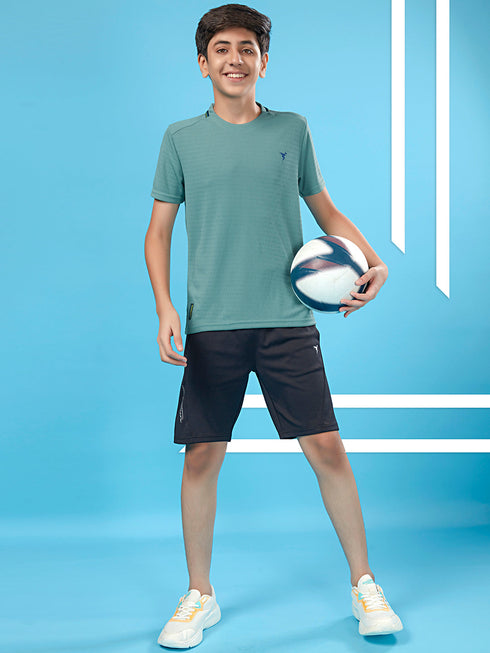 Boys Solid Slim Fit Round Neck T-shirt with TECHNOCOOL+