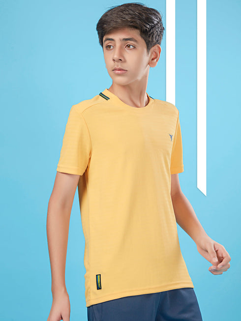 Boys Solid Slim Fit Round Neck T-shirt with TECHNOCOOL+