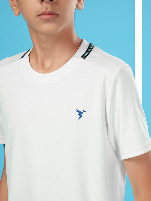 Boys Solid Slim Fit Round Neck T-shirt with TECHNOCOOL+