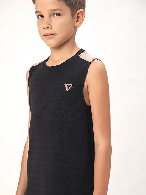 Boys Colorblock Slim Fit Crew Neck T-shirt with TECHNO COOL+