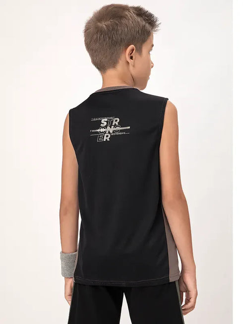 Boys Colorblock Slim Fit Crew Neck T-shirt with TECHNO COOL+