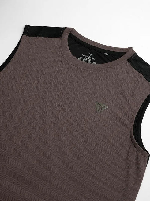 Boys Colorblock Slim Fit Crew Neck T-shirt with TECHNO COOL+