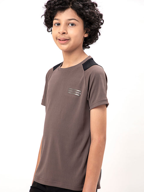 Boys Colorblock Slim Fit Crew Neck T-shirt with TECHNO COOL+