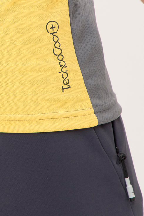 Boys Colorblock Slim Fit Polo T-shirt with TECHNO COOL+