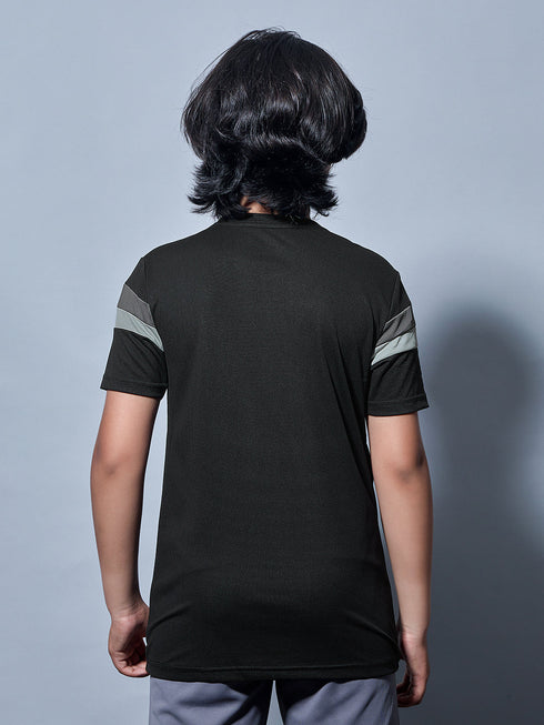 Boys Colorblock Slim Fit Round Neck Sports T-shirt with TECHNO DRY