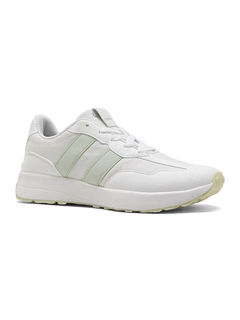 BRISK White Men's Sneakers