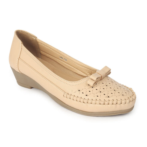 Women's Perforated Wedge Moccasins with Bow Detail