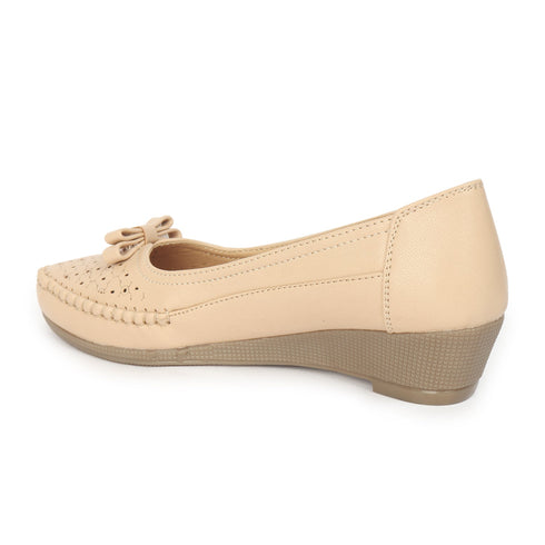 Women's Perforated Wedge Moccasins with Bow Detail
