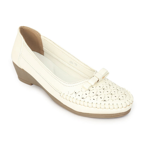 Women's Perforated Wedge Moccasins with Bow Detail