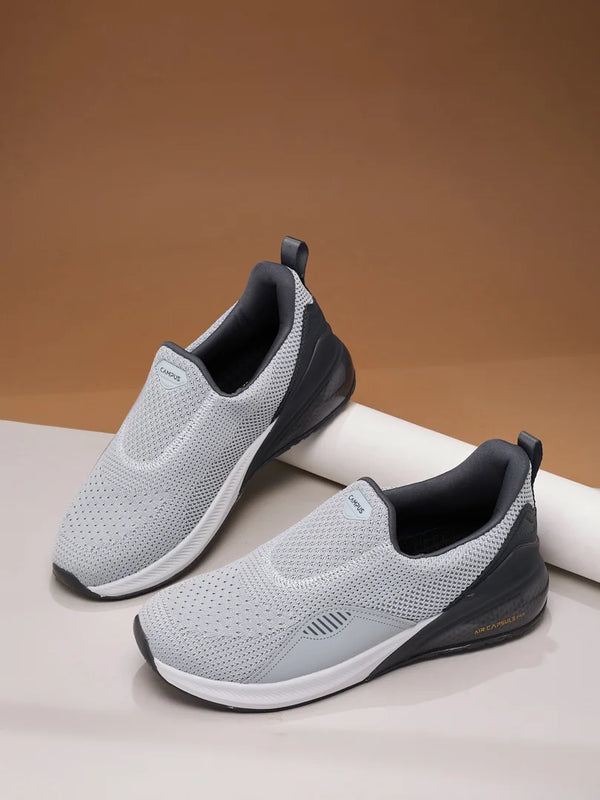 CROWD Grey Men's Walking Shoes