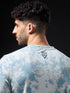 Men Abstract Print Slim Fit Crew Neck T-shirt with TECHNO COOL+