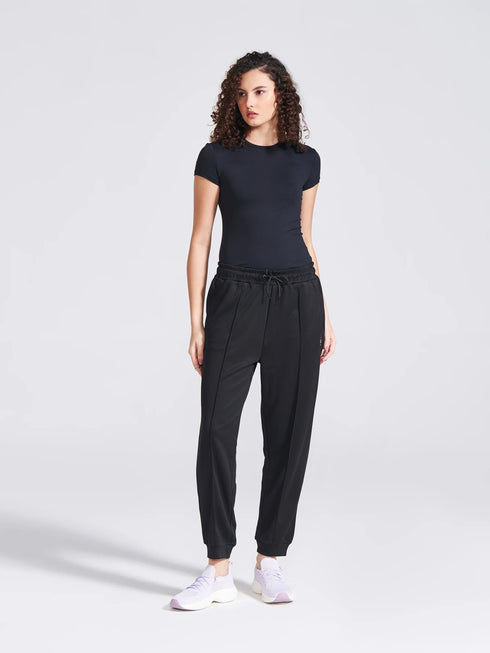 Women's Black Regular Fit Track Pants