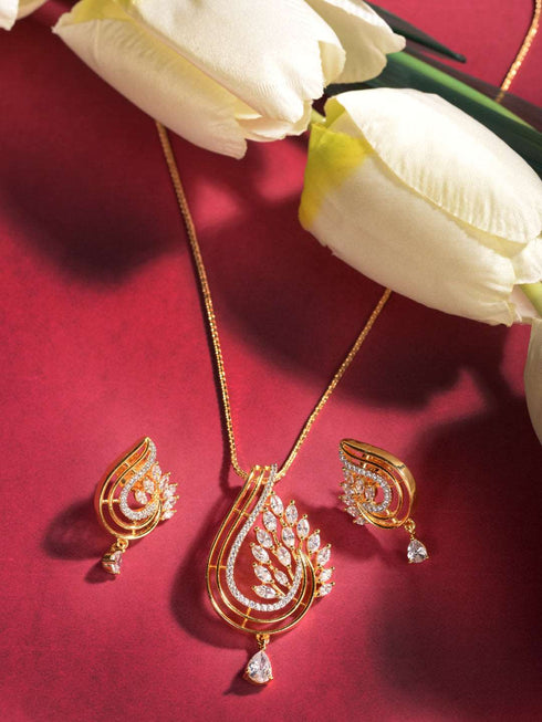 Gold Plated AD Statement Filgree Locket Jewellery Set