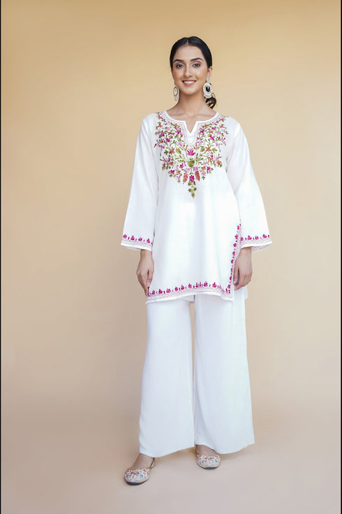 Reshika in Kashmiri Aari Work Cotton Short Kurta – White