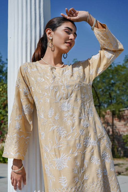Vanshita in Kashmiri Aari Work Cotton Kurta Set - Beige With White