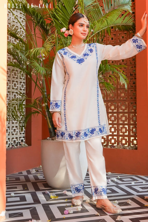 Kashmiri Aari Work Cotton Kurta Set - White With Blue