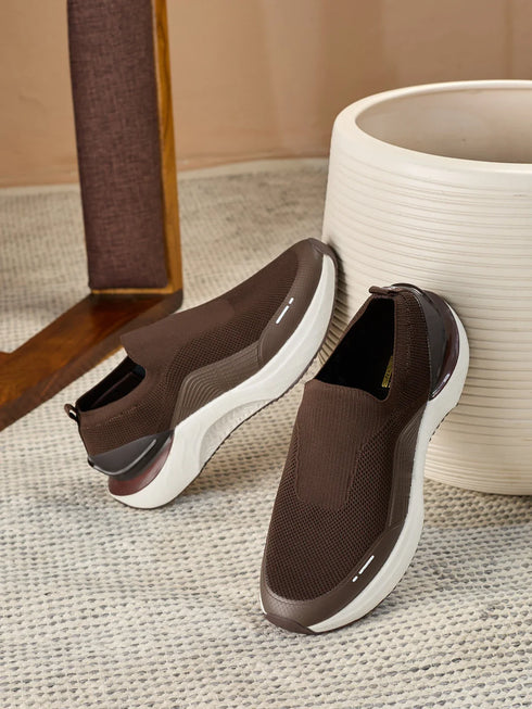 FLYNN Brown Men's Walking Shoes