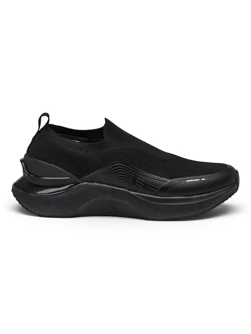 FLYNN Black Men's Walking Shoes
