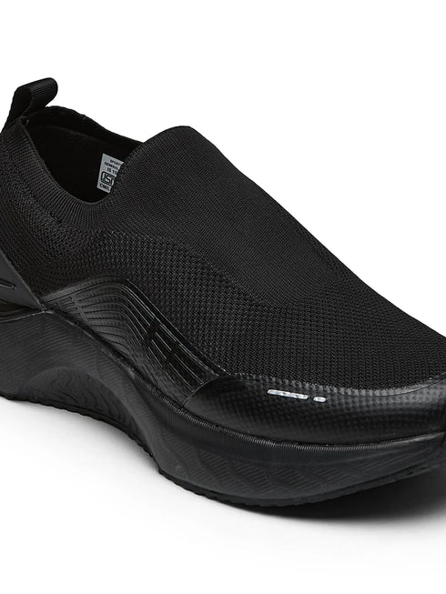 FLYNN Black Men's Walking Shoes