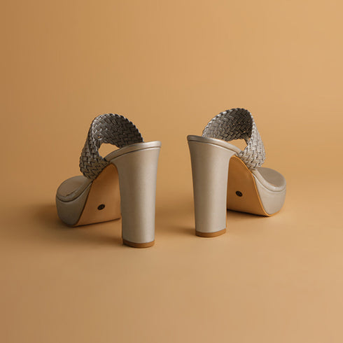 Frida Kolhapuri Heels