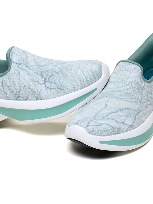GRASP White Women's Walking Shoes