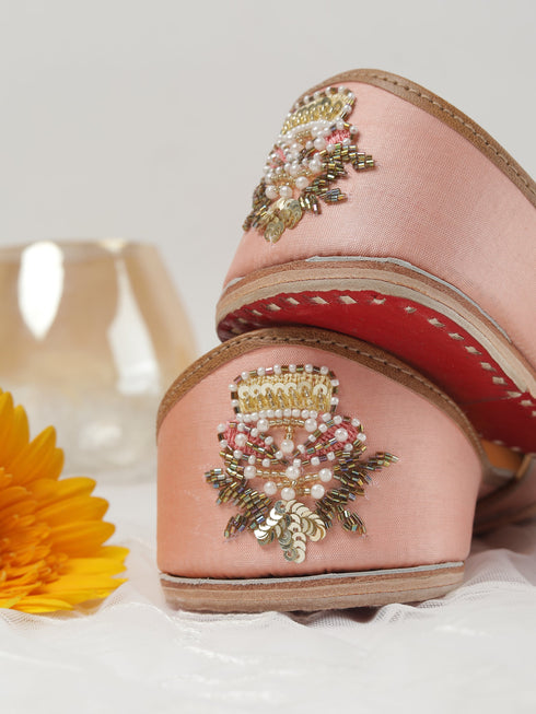Dazzle Pink Beaded Punjabi Juttis