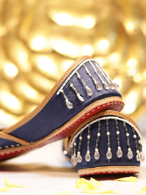 Amber Blue Embellished Punjabi Juttis