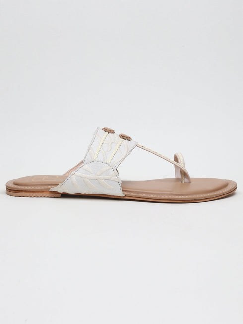 Tan & Try White Kolhapuri Flats