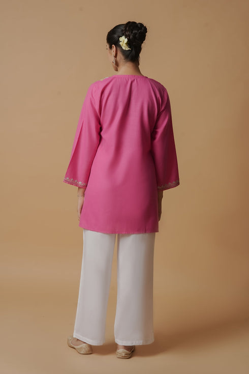 Kashmiri Aari Work Cotton Short Kurta – Pink