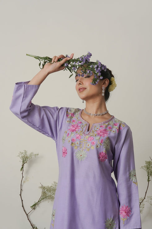 Kashirmir Aari Work Long Kurta – Lavender