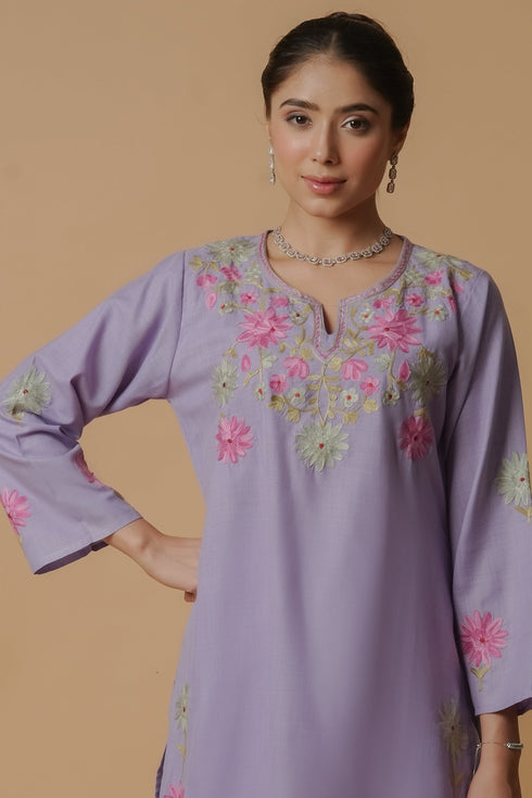 Kashirmir Aari Work Long Kurta – Lavender