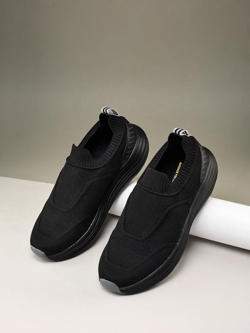 HOOP Black Men's Walking Shoes