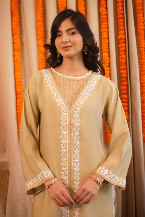 Saba Chikankari Long Kurta In Muslin - Beige