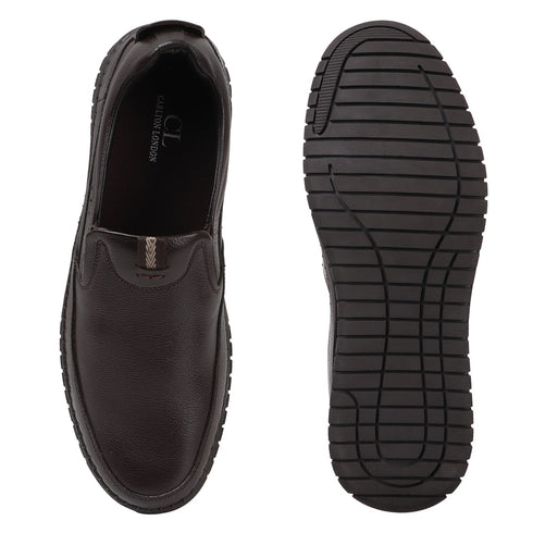 Men's Comfort Casual Slip-On Shoe with Leather Textured Elastic Detail