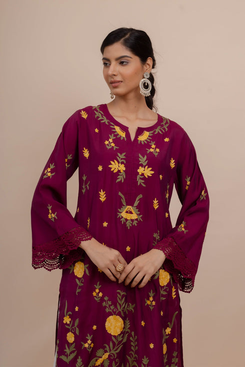 Falak Kashmiri Long Kurta In Burgundy Muslin With Aari
