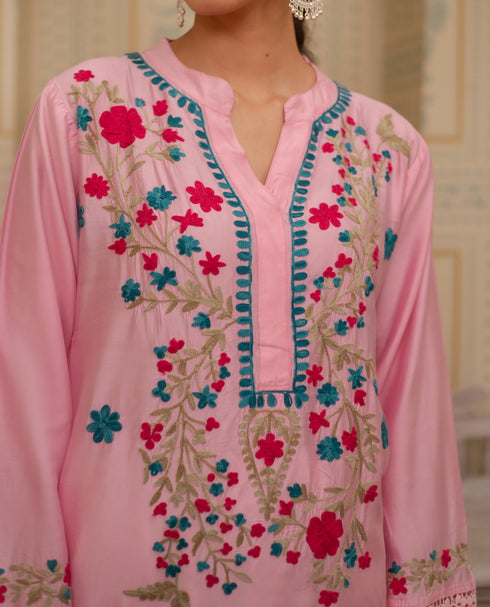 Falak Kashmiri Long Kurta In Pink Chanderi Silk With Aari