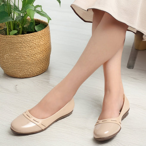 Women's Classic Decorative Strap Detail Flat