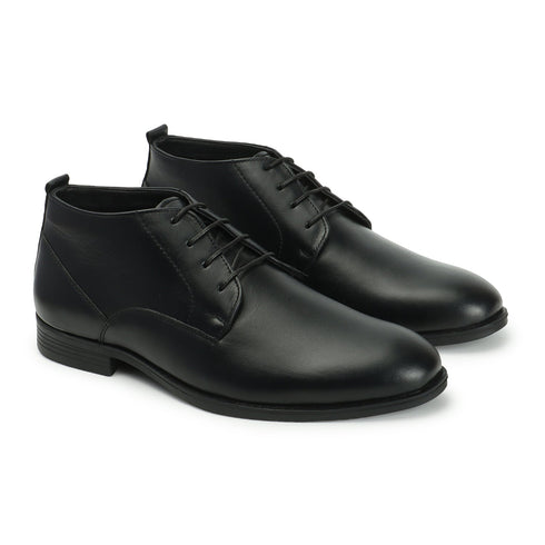 Men's Classic Lace-Up Chukka Boots