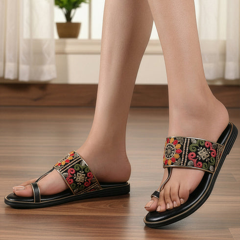Women's Flat Toe-Ring Sandals with Black Multicolored Floral Embroidery