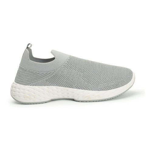 Women Woven Design Lightweight Slip On Sneakers