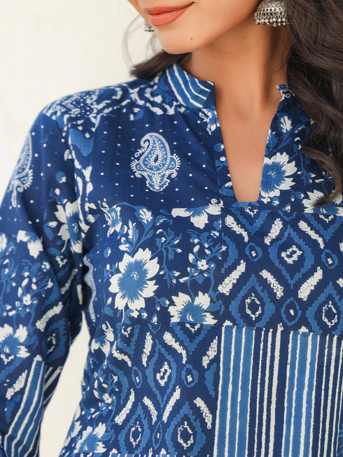 Indigo Pure Cotton Ethnic Motifs Printed Straight Kurta Pant Set