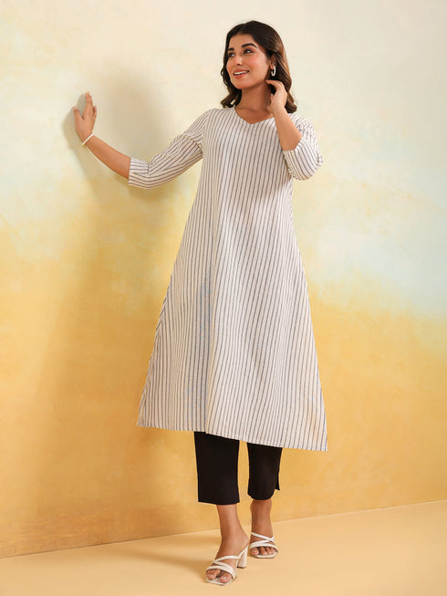 Janasya Women's White & Black Cotton Striped Straight Kurta