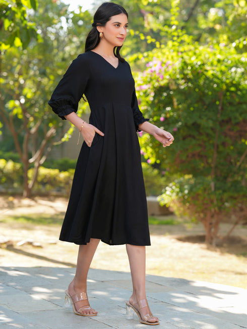 Black Rayon Solid A-line Dress