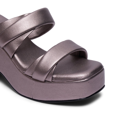 Jennaa Slip-On Wedges