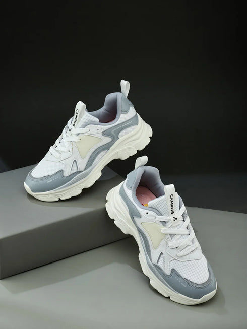 LIGHTINING White Women's Sneakers