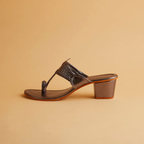 Liza Metallic Kolhapuri Heels