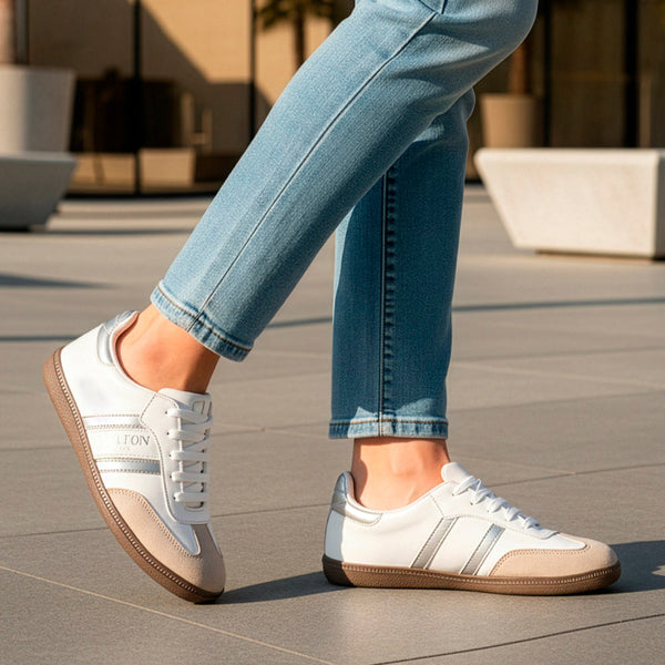Women's Retro Stripe Canvas Lace-Up Lifestyle Sneaker