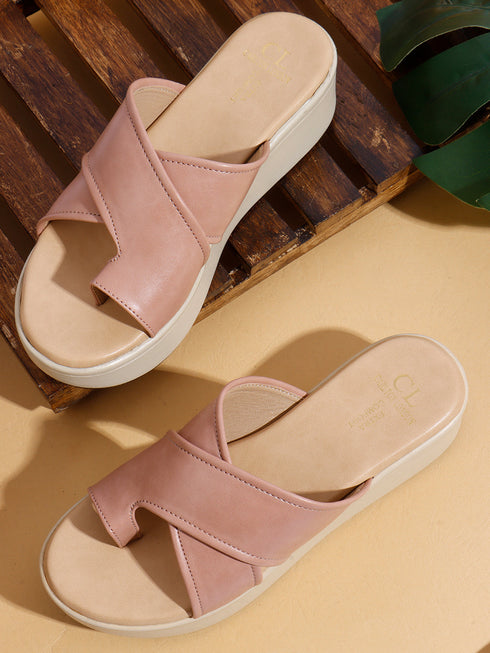 Women's Toe-Ring Crisscross Wedge Sandals